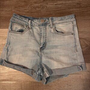 Hi-rise Junior Light Wash Blue Denim Shorts